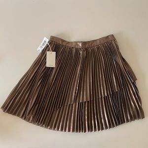 NWT Aritiza | Wilfred Béthune Skirt | Rose Gold